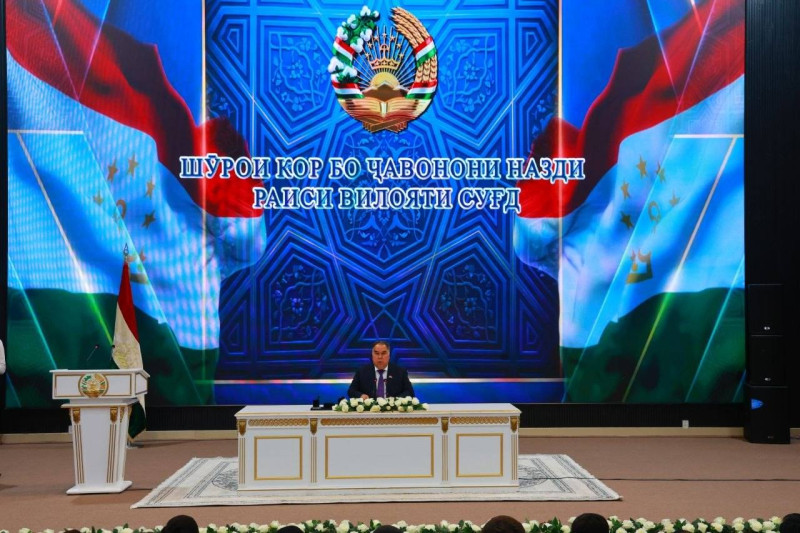  ИШТИРОК ДАР ҶАЛАСАИ ШӮРОИ КОР БО ҶАВОНОНИ НАЗДИ РАИСИ ВИЛОЯТИ СУҒД